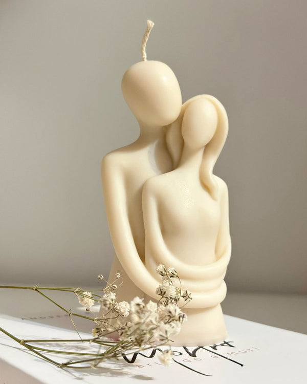 Sculpted Couple Candle