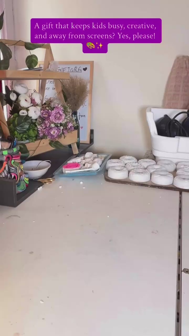 Donuts DIY Painting Kit 🍩🎨 (Box of 6 Donuts)